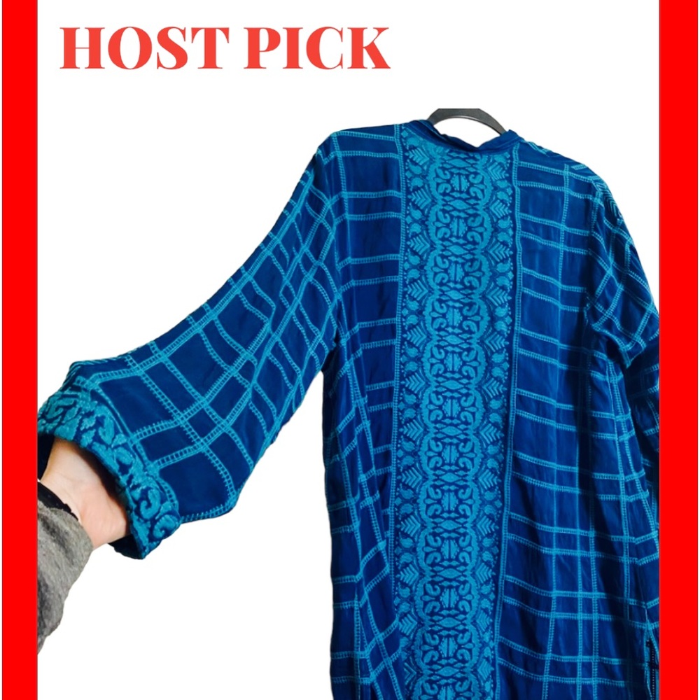 Johnny Was Long Sleeve Teal Blue Rayon Embroidered Stitching Top